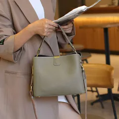 バッグ 斜め掛けバッグ レディース 2025新作 本革 バケットバッグ 使いやすい 通勤 大容量 手提げバッグ SP26127-5