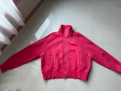 ナイキ ピンク色 ジップアップ ジャケット