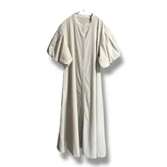 未使用 タグ付 PLUS OTO.HA プラスオトハ バルーンスリーブ シャツワンピース 定価14080円 ストレッチ バンドカラー 比翼 レディース サイズF ベージュ 春 ゴーゴー古着 溝口店 23 No.K1283のサムネイル