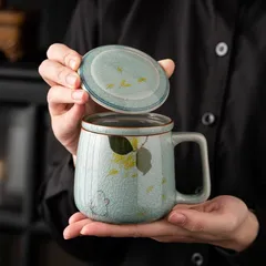 新品未使用 氷片釉手描き玉兔マグカップ 蓋付き オフィス用泡だてカップ 個人用お茶分離カップ 陶器製
