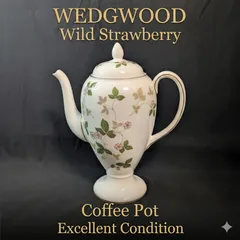 【美品】ウェッジウッド ワイルドストロベリー コーヒーポット 英国製 ボーンチャイナ 金彩 花柄 WEDGWOOD Wild Strawberry ティータイム コレクション 食器 イギリス ギフト 黒壷