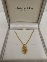 【中古品】 Christian Diorクリスチャンディオール CDロゴ オーバル ネックレス ゴールド ファッション小物 アクセサリー ペンダント ケース付き 現状品