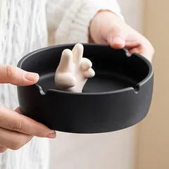 新品未使用 灰皿 防塵 高級感 家庭用 来客用 灰皿 意匠 個性 トレンディ 陶磁器 灰皿 面白い 置物