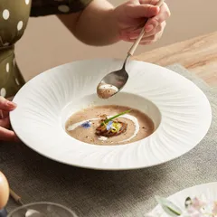 新品未使用 麦わら帽子 洋食 パスタ皿 意匠 ラグジュアリー 食器 陶磁器 白 深皿 サラダ