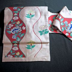 撫松庵 半幅帯 蓮と金魚 刺繍 淡いピンク - メルカリ