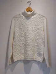 M19 ツィンチアカルディ　トップス　イタリア製　レリアン　タートル　ウール