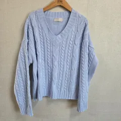 レディース ケーブル編み Vネック ニット セーター F