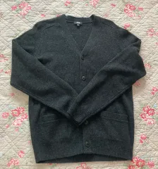 ユニクロ ピュア ニューウール カーディガン ダークグレー M