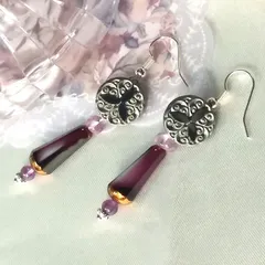 ヴィンテージシャネルガラスボタンとチェコガラス アメジストピアス  NO.152