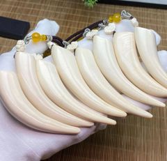 天然マンモス牙美しい手作り彫刻 饕餮神獣紋 サムリング 指輪 - メルカリ