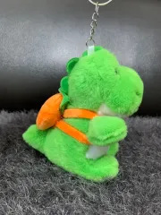 (新品)ニンジンバッグを提げた恐竜ぬいぐるみキーホルダーバッグホルダー