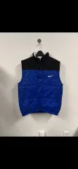 O094 NIKE ダウンベスト L(14-16)