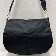 ほぼ新品✨russet ラシット スリングバッグ ショルダーバッグ ナイロン