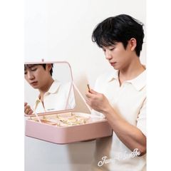 Item thumbnail for item 313e878d-c4dd-43c8-8e14-b18b4a84a196