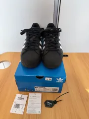 アディダス SuperStar ブラック 白 260