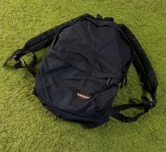 EASTPAK バックパック
