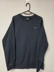 アンダーアーマー ブラック スウェットTシャツ