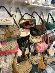 コーチ バッグ コレクション (ブラック / アイボリー)