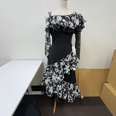 【Roger】社交ダンス ダンス衣装 セットアップ 黒 花柄 袖レース タグ付き