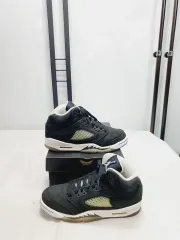 ナイキ エア ジョーダン5 ブラック ムーンライト オレオ 250