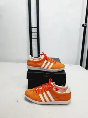 アディダス ガゼル スニーカー オレンジ 220