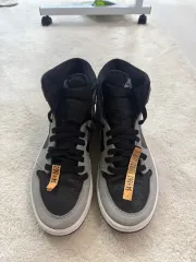 ナイキ エア ジョーダン 1 ハイ OG シャドウ 2 0 250