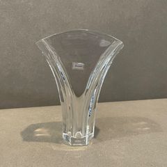 美品 バカラ ギンコ 花瓶 フラワーベース 18cm - メルカリ