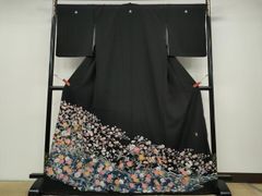 未仕立て 正絹 丹後ちりめん 黒鳶色 花 振袖 身丈176 - メルカリ
