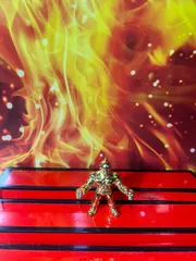 超人気 キン肉マンダイキャスト１弾 ・キン肉マン(金）