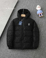 新品  LOUIS VUITTONルイヴィトン メンズ モノグラム ダウンジャケット