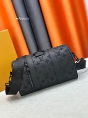 超美品 限定品 LOUIS VUITTON ルイヴィトン バック  メンズ シティ?キーポル ミニバッグ M26750