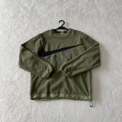 L NIKE フリース プルオーバー カーキ 100