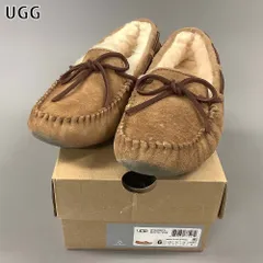 UGG アグ モカシン ダコタ 5612