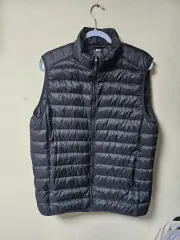 UNIQLO ウルトラ グース ダウン ベスト ブラック XL105号