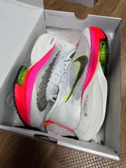 ナイキ エア ズーム アルファフライ ネクスト％ フライニット