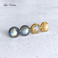 ✴︎月の雫✴︎ つけっぱなしOK 天然 レインボームーンストーン ベゼルピアス 大粒6mm SUS316 サージカルステンレス 台座 両耳用 ペア 金属アレルギー対策 覆輪 ゴールド シルバー