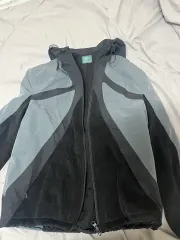 ザコールデストモーメント ウィンドブレーカー M