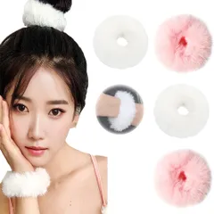 YUHENGCT ヘアゴム シュシュ 可愛い おしゃれ ヘアアクセサリー 大人 髪飾り ヘアーバンド ボリューム ヘアゴム ファーボール （2個ホワイト+2個ピンクの）