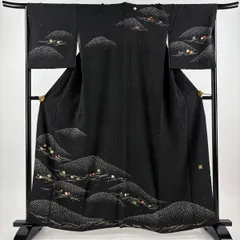 訪問着 身丈159cm 裄丈69cm L 袷 落款 吹き寄せ 山並み 金糸 金彩 墨色 正絹 秀品 【中古】