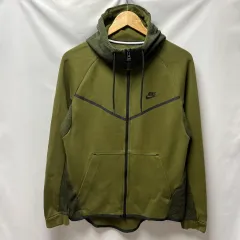 正規品/L NIKE(ナイキ) テックパック ウィンドランナー カーキ フルジップアップ フーディー