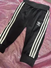 ベビー服 adidas アディダス 80サイズ ズボン