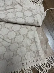 2026年最新】celine ブランケットの人気アイテム - メルカリ