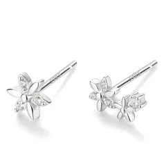 ピアス シルバSilver925 18Ｋコーティング 金属アレルギー対応 フラワー お花 アシンメトリー 左右非対称 ジルコニア キュービックジルコニア CZダイヤ (シルバー)