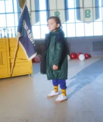 RUN ラビット ウィンドブレーカー ロング アウター 6y