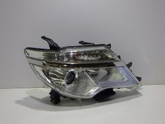 ヴォクシー80系 煌めき DBA‑ZRR80W 右側ヘッドライト - メルカリ