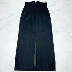 マメクロゴウチ　mame kurogouchi Wool Gabardine High Waisted Skirt ブラック　黒　黒色　ウールギャバジン　Iライン　スリット　ハイウエスト　ロングスカート　MM23FW-SK012 2サイズ