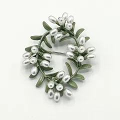 BC104-a ブローチ リーフ パールデザイン おしゃれ かわいい 北欧 女性