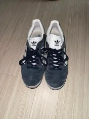 アディダス ガゼル