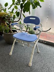 Item thumbnail for item 60a2c87e-8dd6-40a9-bd8e-d3b554a9605f