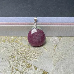 天然石★【ルビーインゾイサイト】★ペンダント 天然石A 21.9*19.3*8.7mm ZB10109